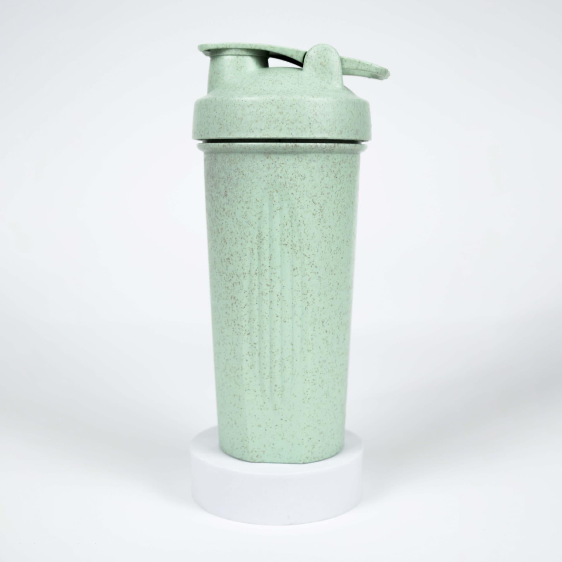 20oz Eco – Friendly Wheat Straw Shaker Bottle thumbnail 2
