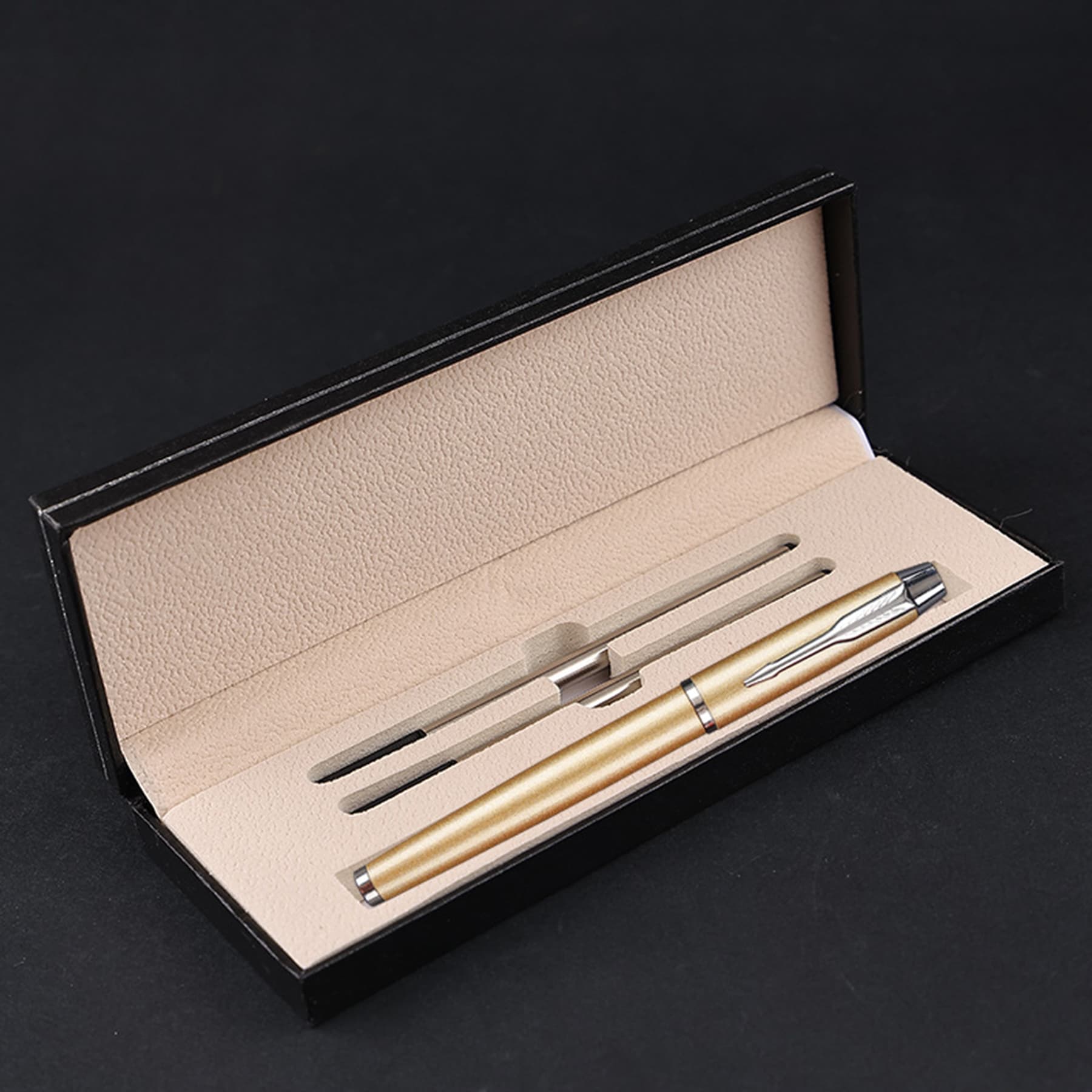 Luxury Metal Pen With Gift Box thumbnail 3