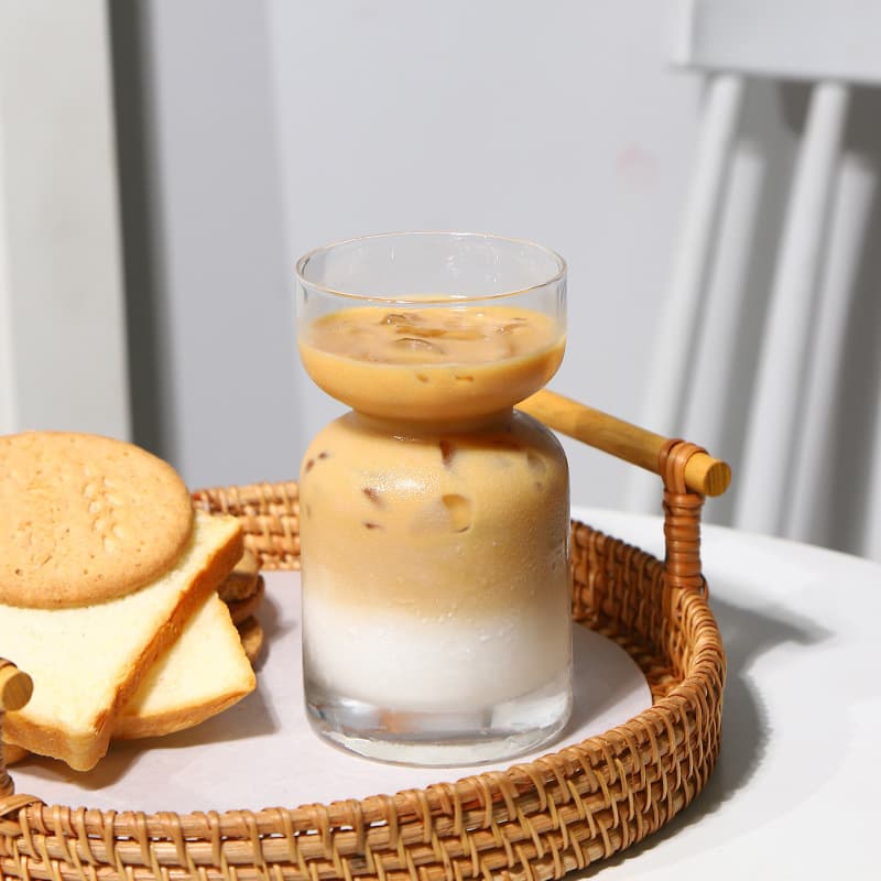 Hourglass Shaped Glass Cups thumbnail 5