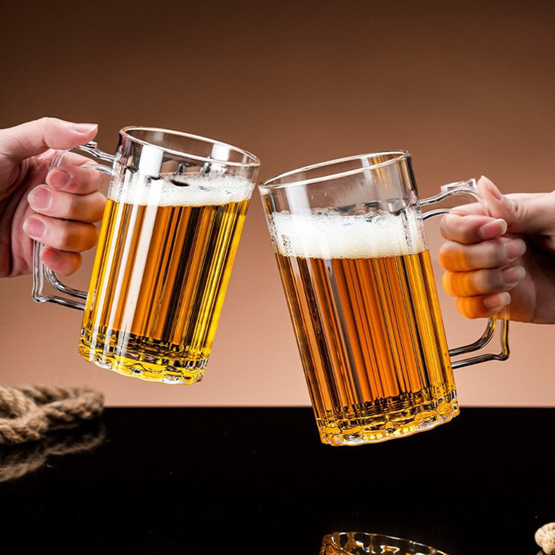 Eco-Friendly Clear Acrylic Beer Cups with Handle