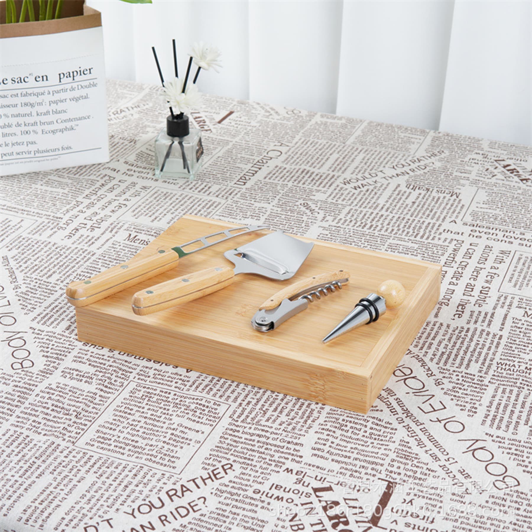 Perfect Pairing Wine & Cheese Knife Set