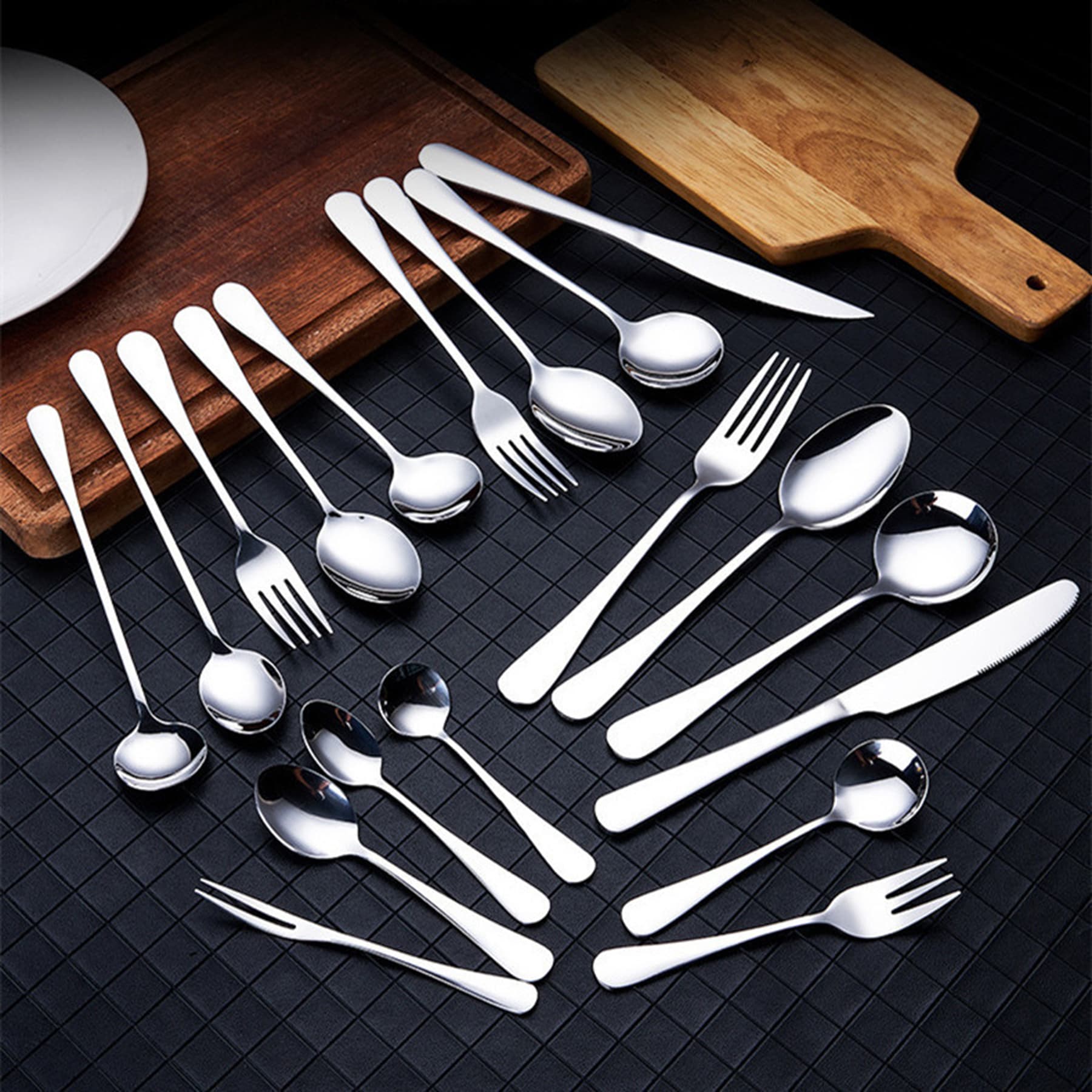 Stainless steel cutlery Western-style knife, fork, and spoon set
